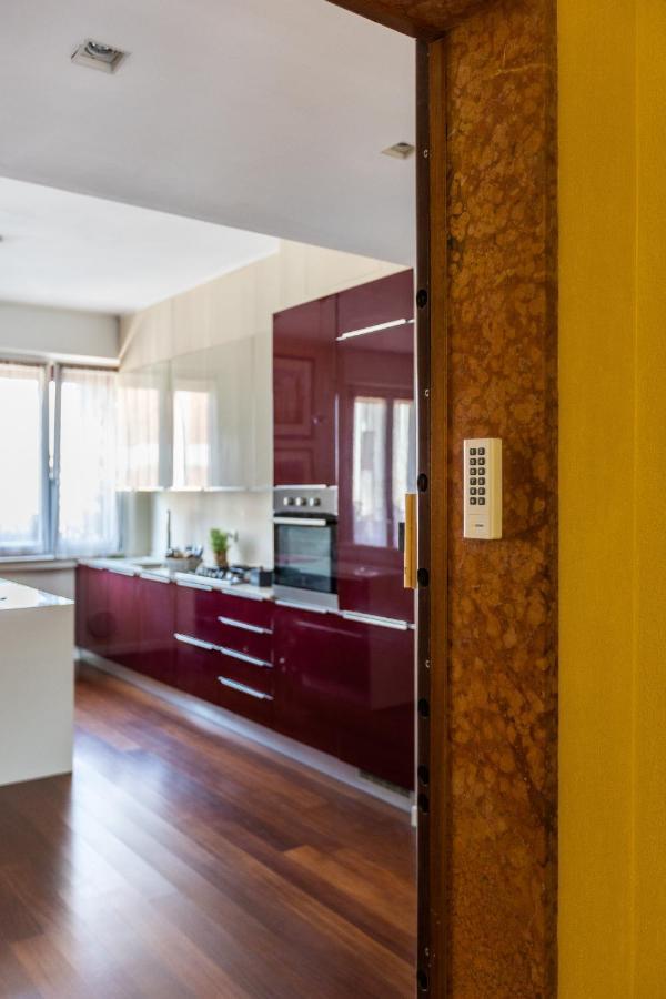 Rosselli 13 Milan Apartment エクステリア 写真